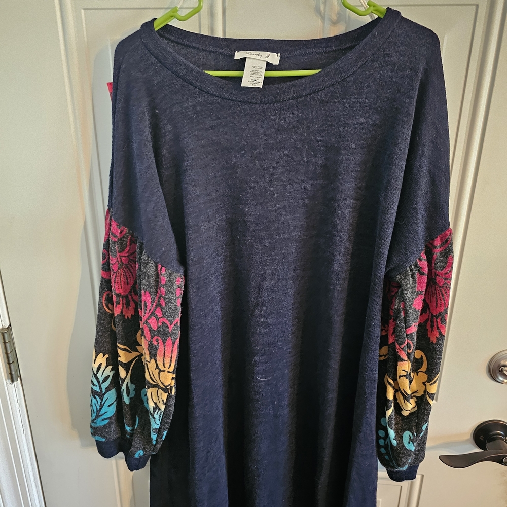 Colorful Sleeve Women's Tunic